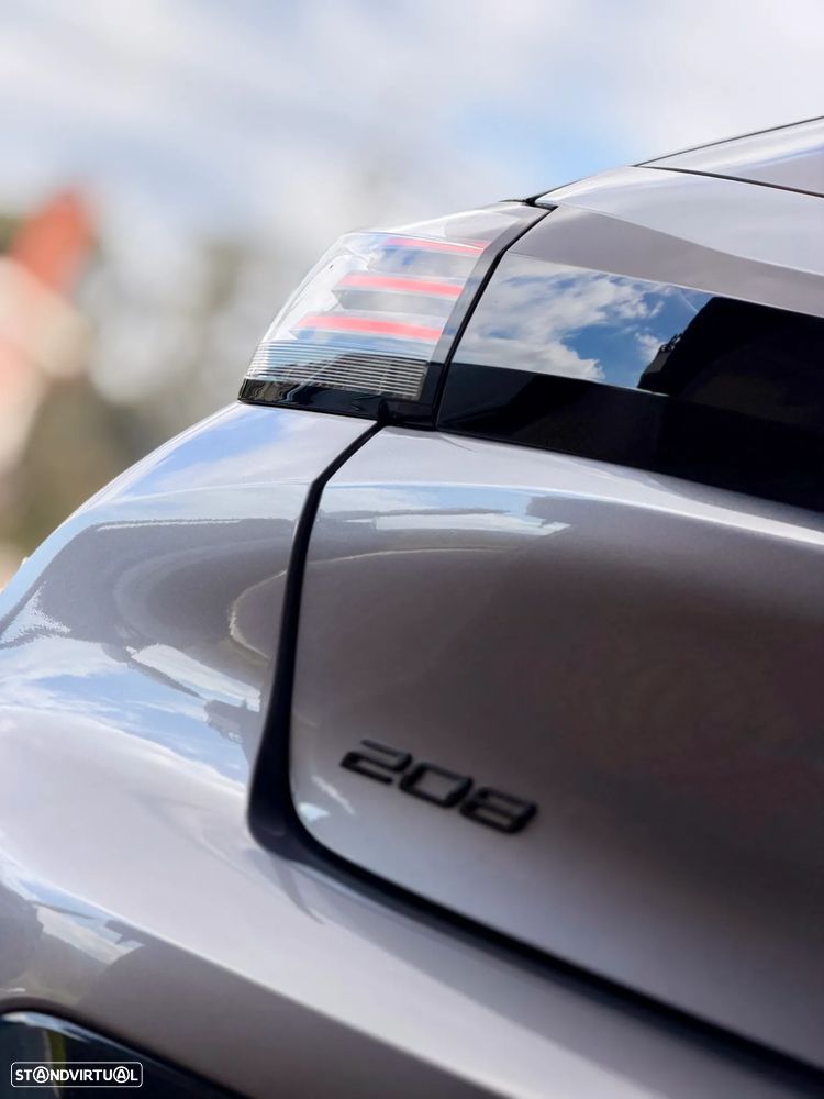 Peugeot 208 1.2 PureTech Allure - 28