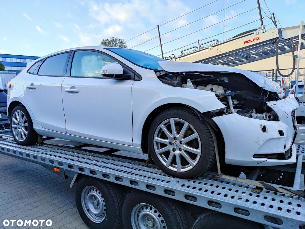 Volvo V40 D3 Kinetic - 2