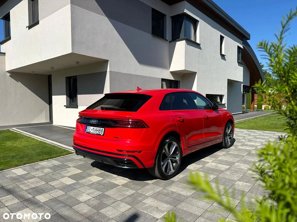 Audi Q8 - 6