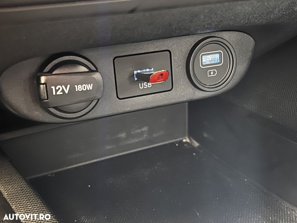 HYUNDAI Elantra 2022 — imagine 20