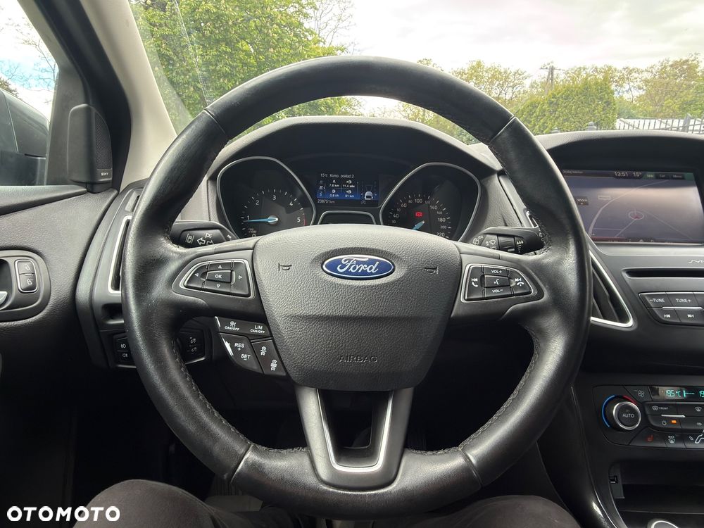 Ford Focus 2.0 TDCi DPF Start-Stopp-System Titanium - 10