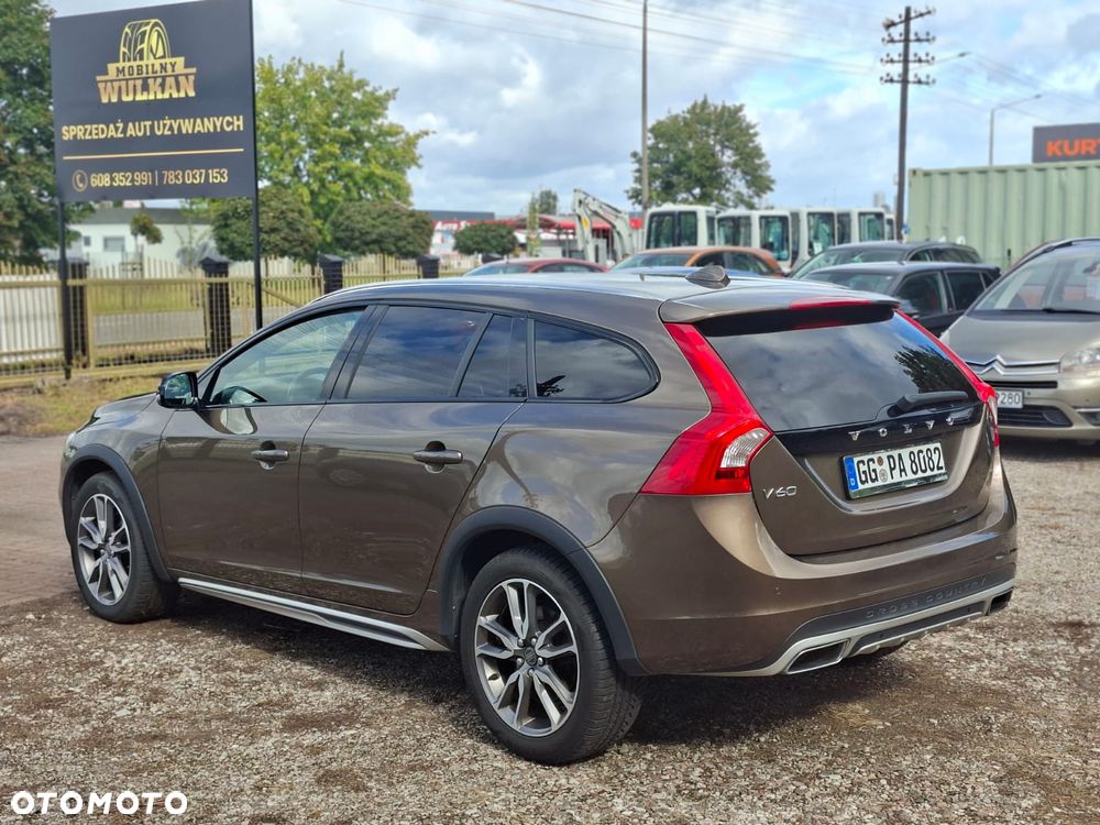 Volvo V60 Cross Country D4 Drive-E Summum - 2