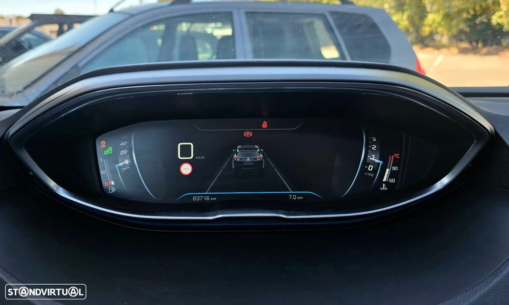 Peugeot 3008 PureTech 130 Stop & Start GPF Allure - 15