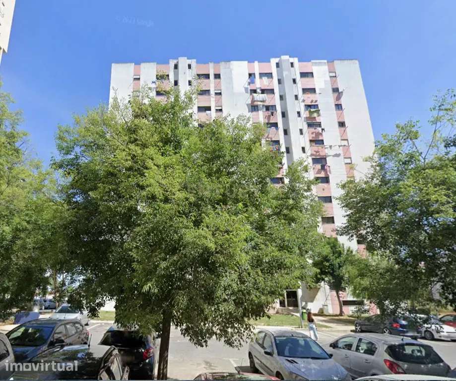IMÓVEL ARRENDADO ATÉ ABRIL 2026  Apartamento T3 - Grande imagem: 4/6