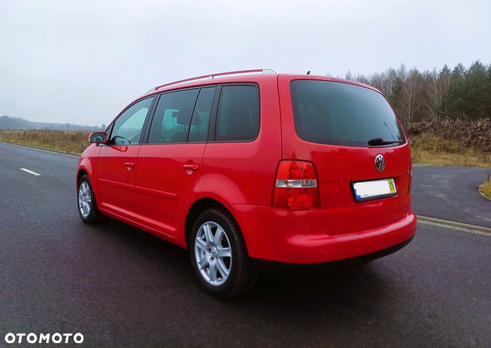 Volkswagen Touran 1.9 TDI Highline - 7
