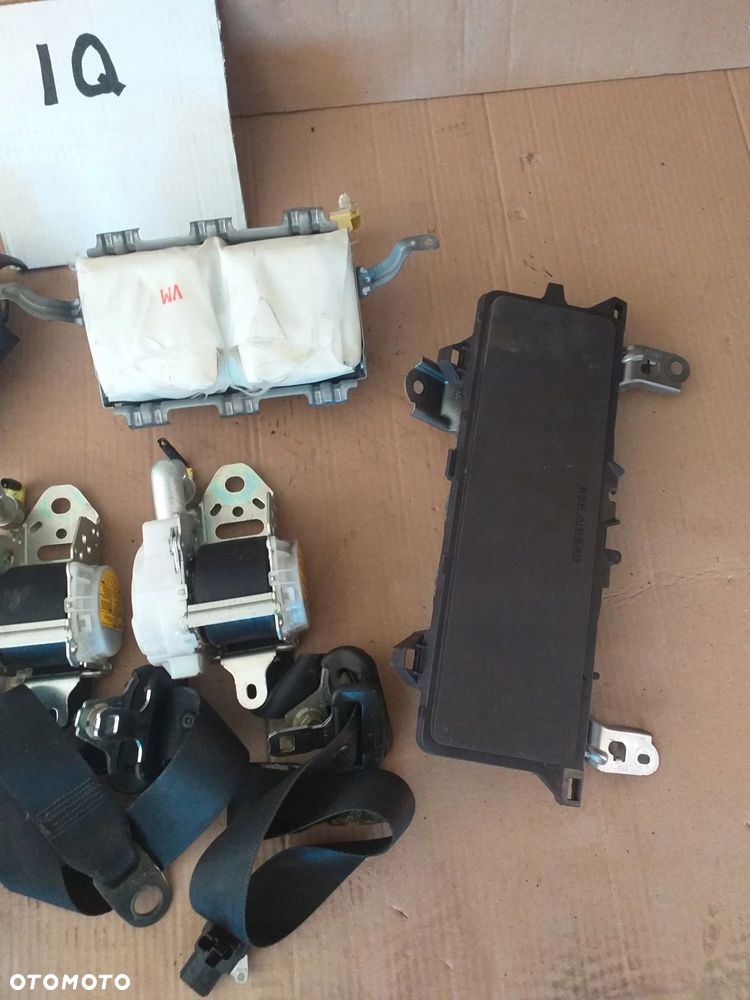 TOYOTA IQ Air bag poduszka pasy kierowcy deska - 3