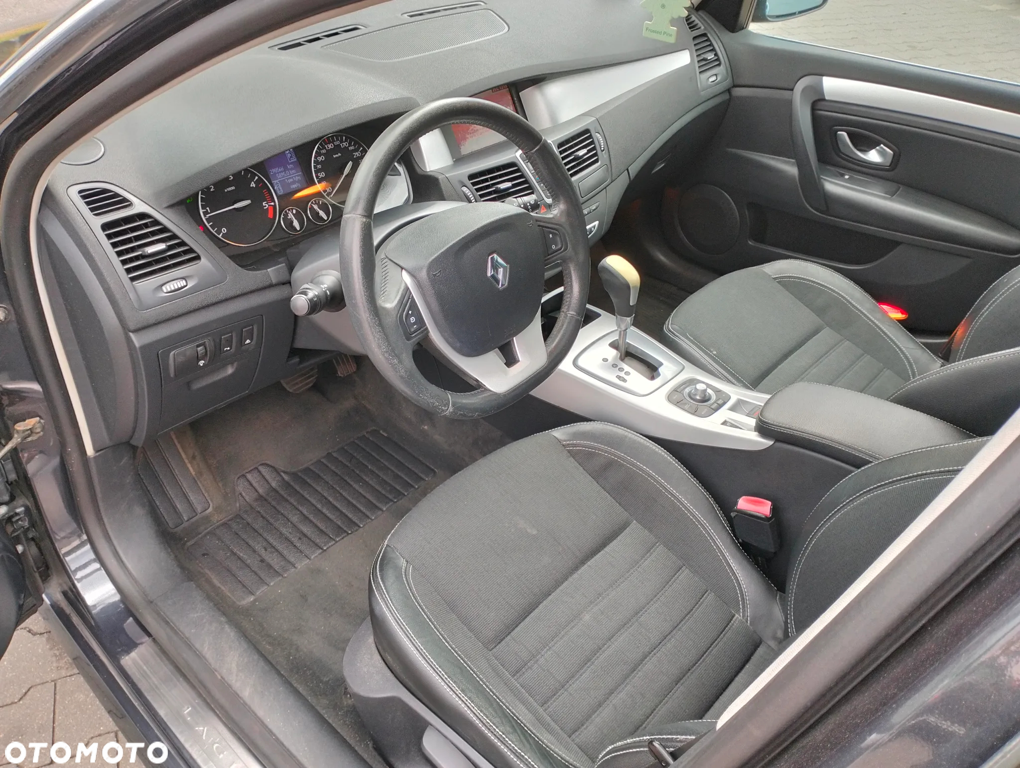 Renault Laguna 2.0 DCi Privilege - 17
