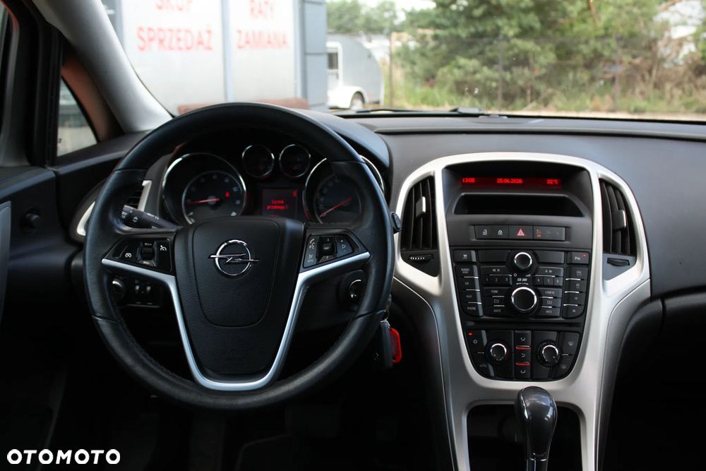 Opel Astra 1.6 Automatik Innovation - 25
