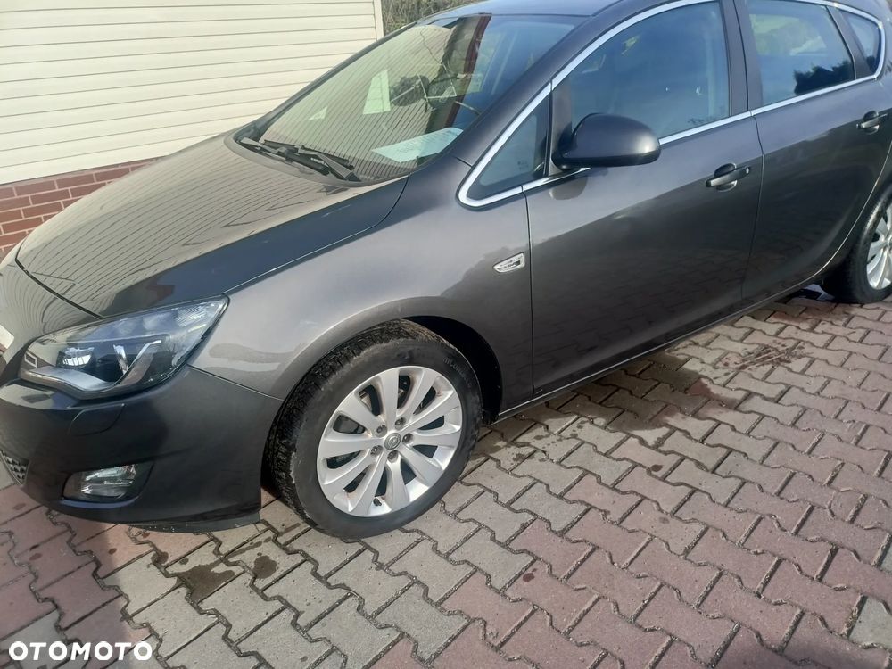 Opel Astra - 1