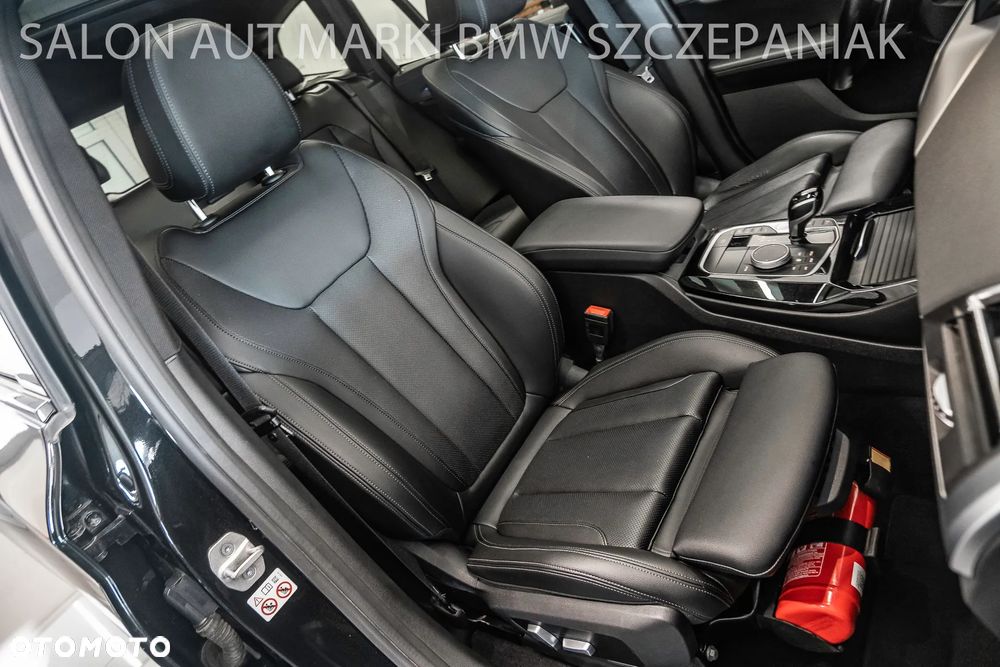 BMW X3 xDrive30d Advantage - 35