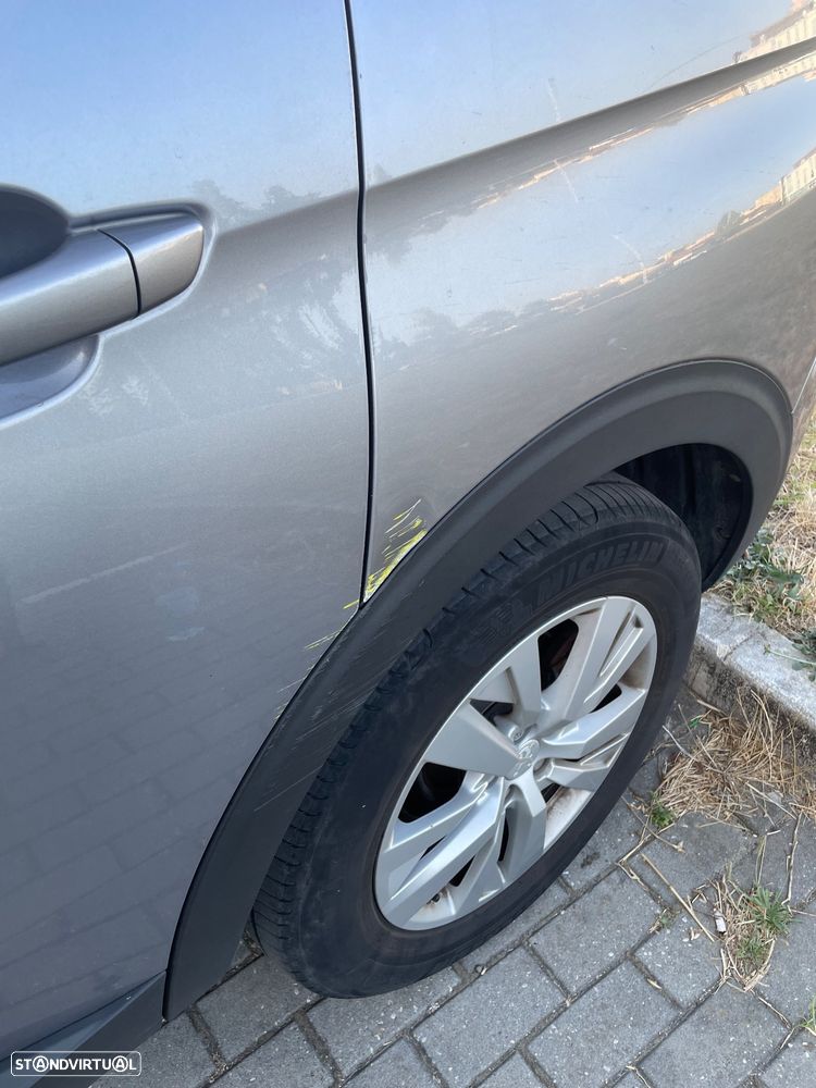 Peugeot 5008 1.5 BlueHDi Allure EAT8 - 7