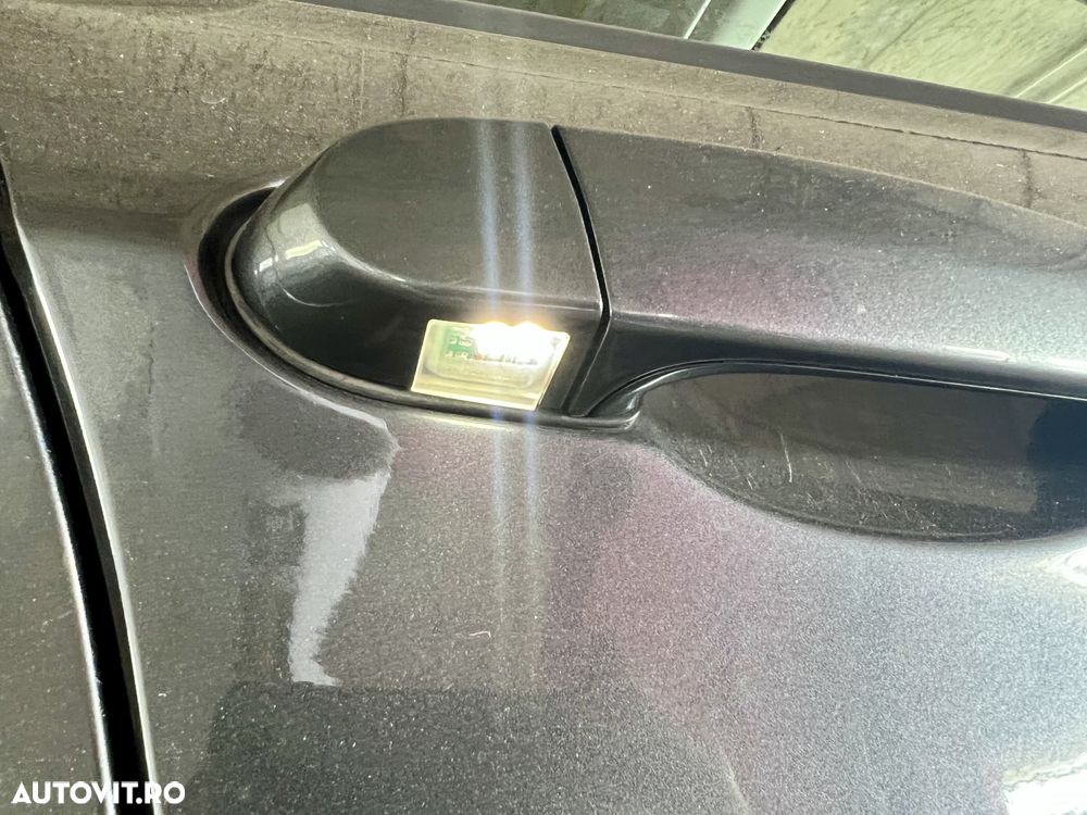 BMW X1 xDrive20d - 10
