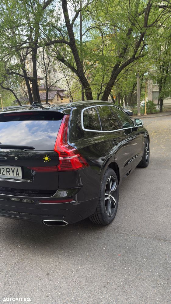 Volvo XC 60 D4 R-Design - 9
