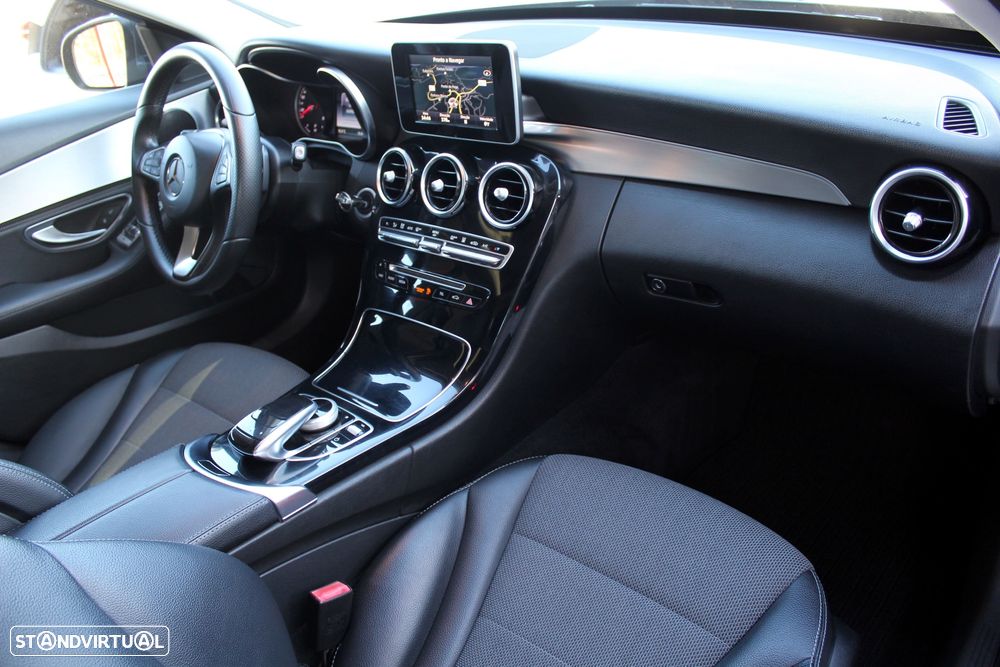 Mercedes-Benz C 350 e - 26