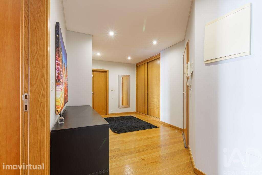 Apartamento T1 em Odivelas de 86 m2 - Grande imagem: 5/18
