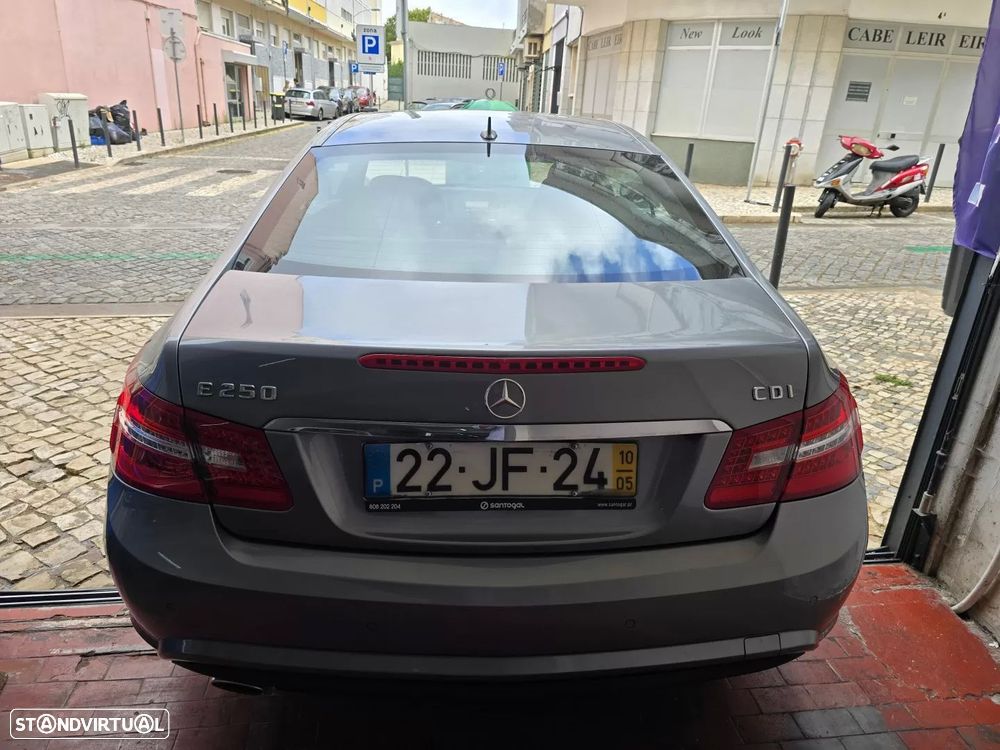 Mercedes-Benz E 250 CDi Avantgarde BlueEfficiency - 5