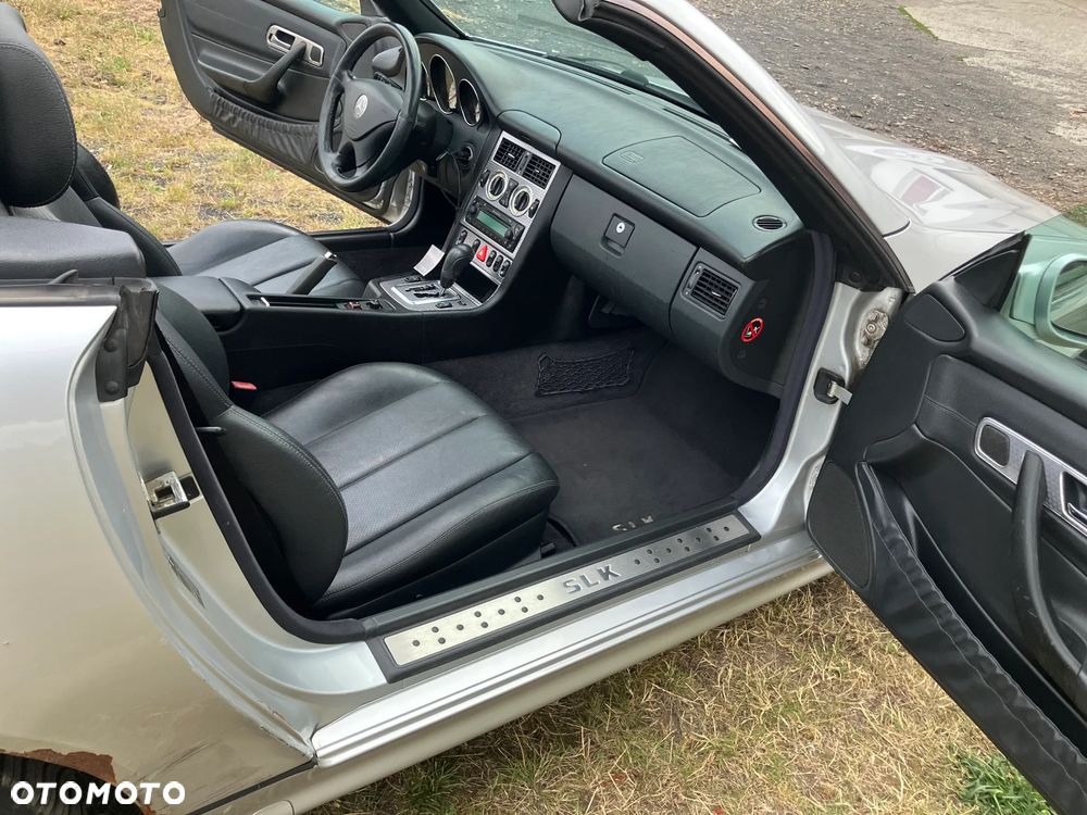 Mercedes-Benz SLK - 12