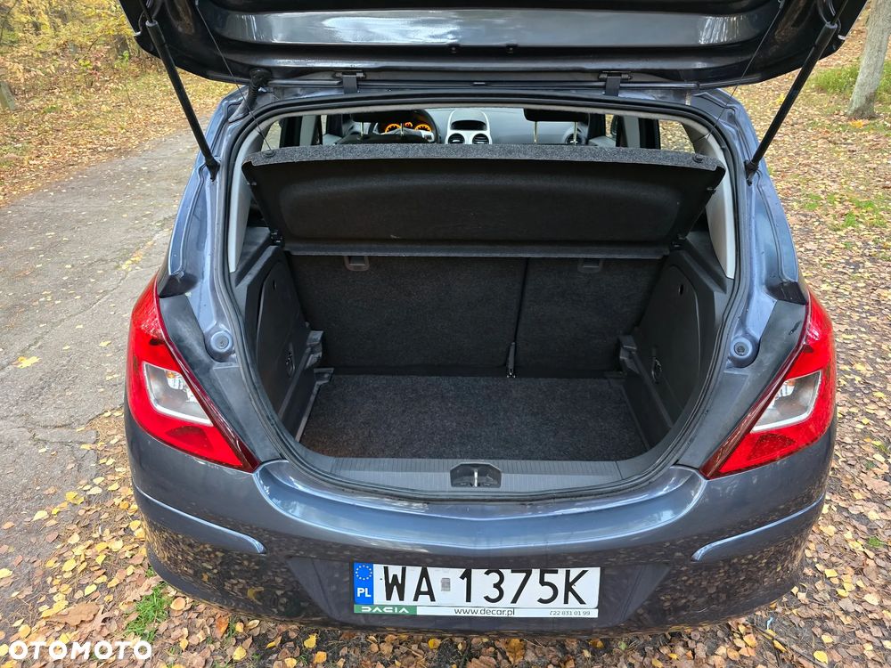 Opel Corsa - 16