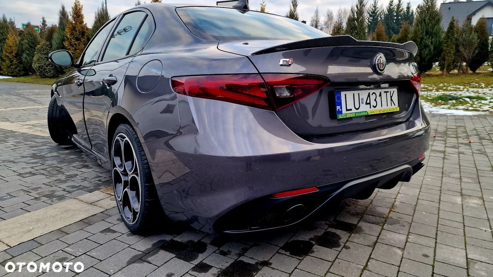 Alfa Romeo Giulia 2.0 Turbo Veloce Q4 - 18