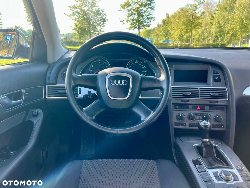 Audi A6 Limousine 2.4 - 21