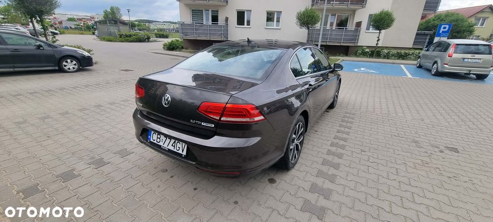 Volkswagen Passat 2.0 TDI BMT Comfortline - 5