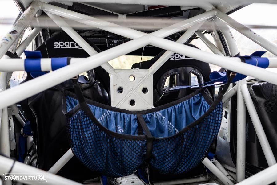 Mitsubishi Lancer Evolution VI - 37