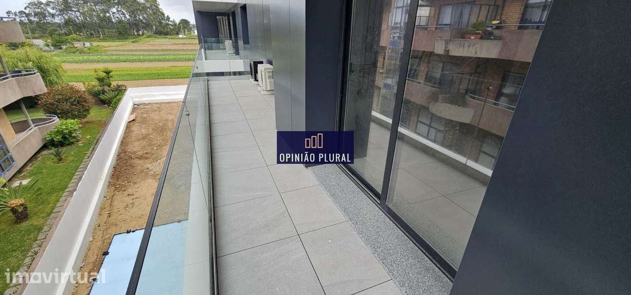 T1 Duplex Moderno com Varanda e Excelentes Acabamentos - Grande imagem: 3/19