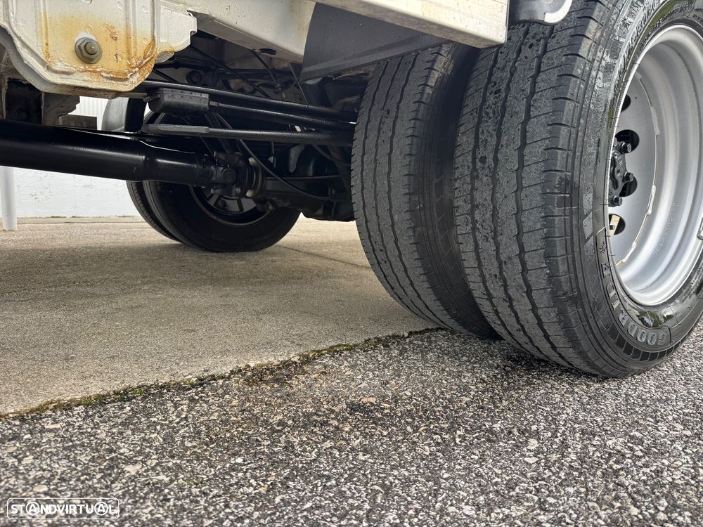 VW Crafter MAN 5.160 CX Automática RWD - 8