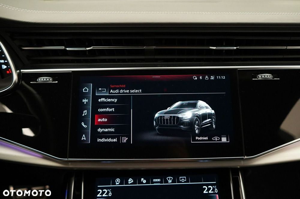 Audi Q8 - 35