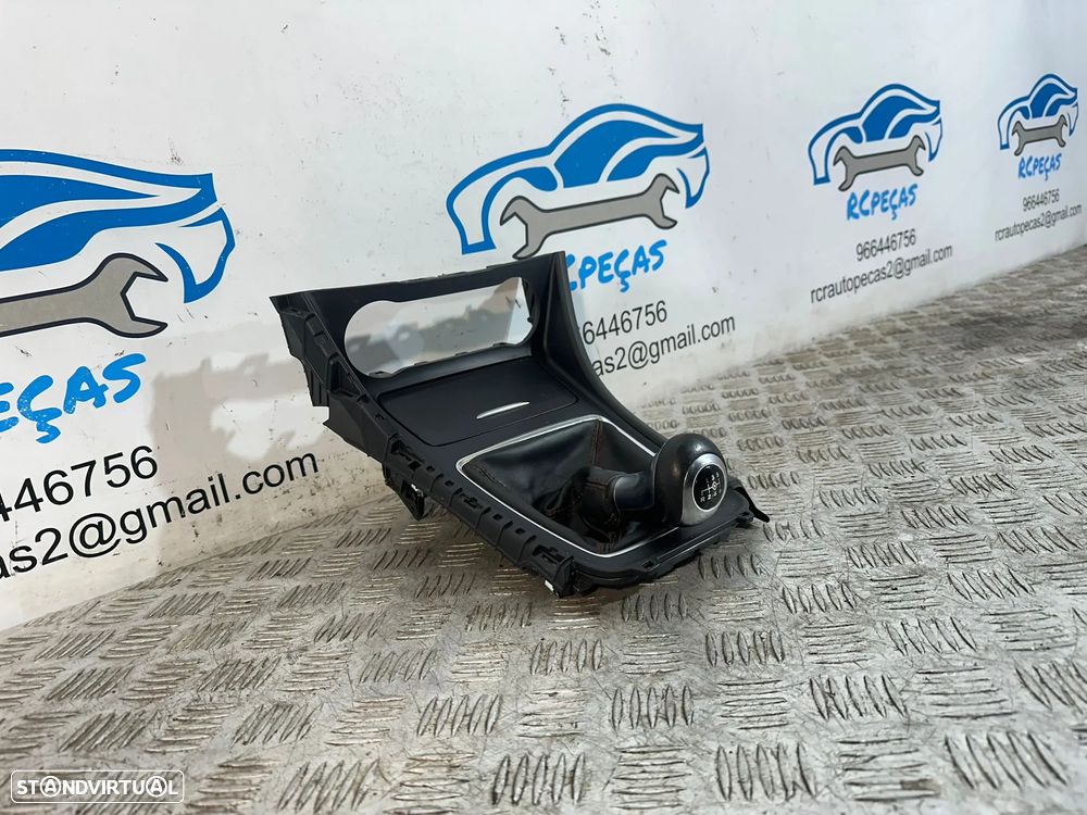 .Consola Central Apoio de Braço Original Mercedes Benz A1766801250 2011 - 2018 - 3