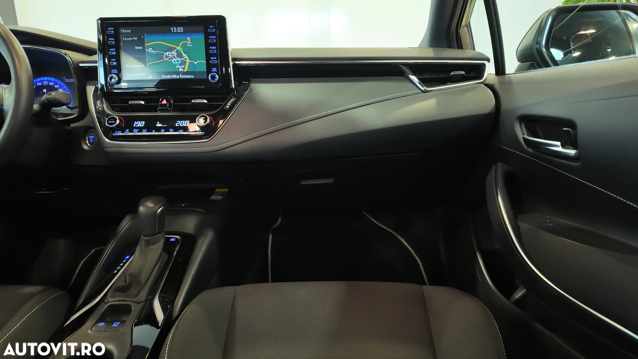 Toyota Corolla 1.8 Hybrid Touring Sports - 16