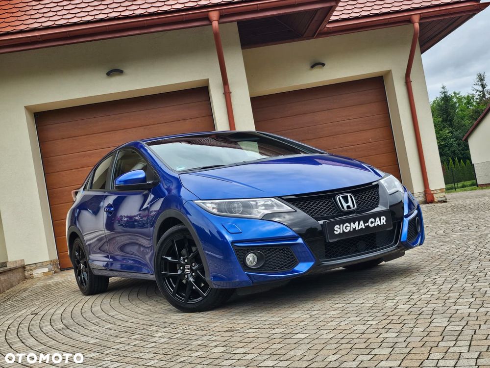 Honda Civic 1.8 i-VTEC Sport Black Edition - 11
