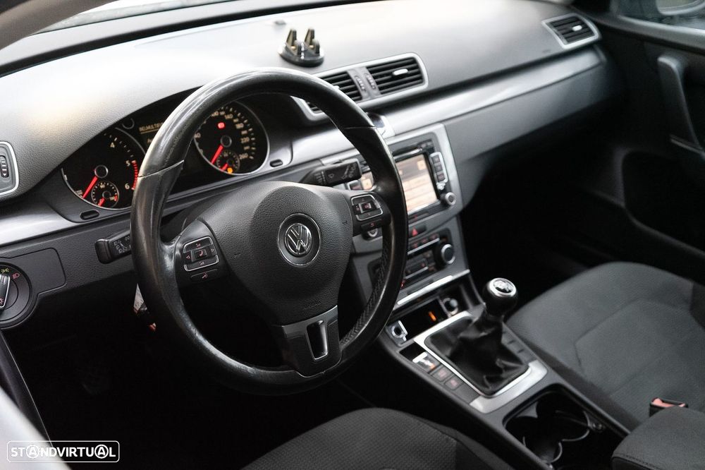 VW Passat Variant 1.6 TDI BlueMotion - 5