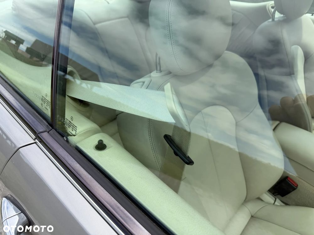 Mercedes-Benz CLK 320 CDI 7G-TRONIC Elegance - 20