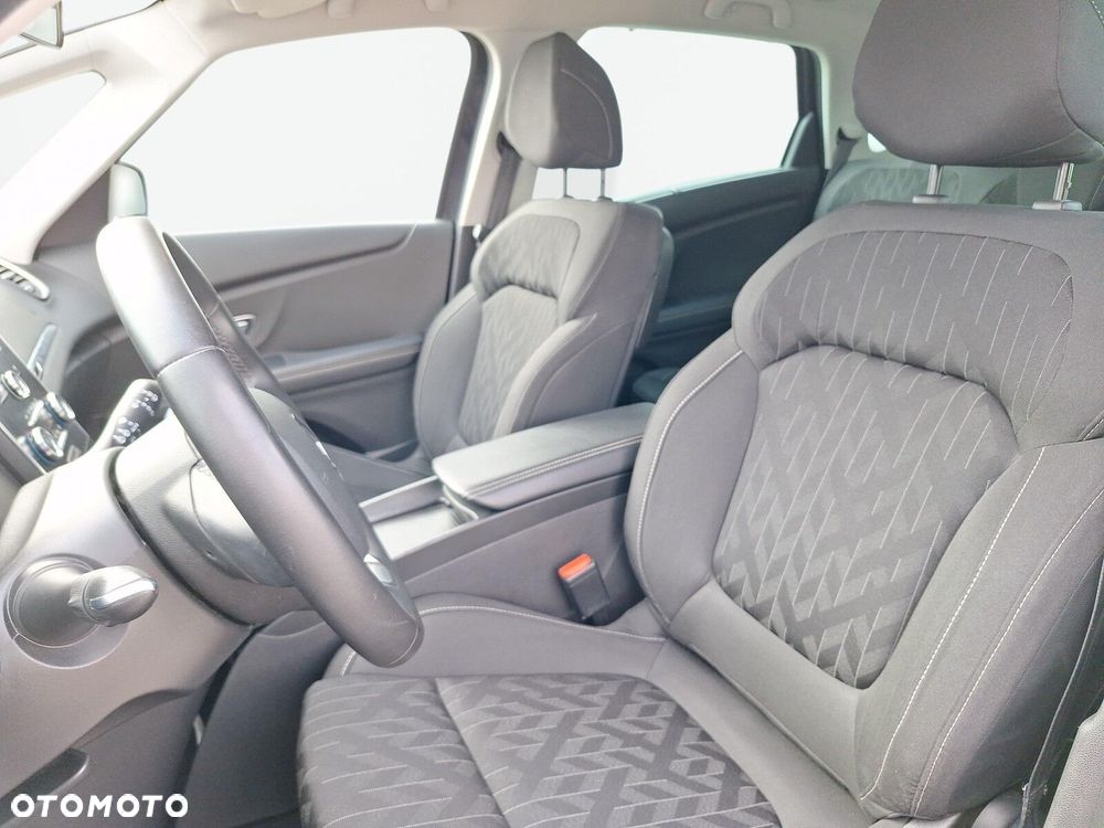 Renault Scenic - 10