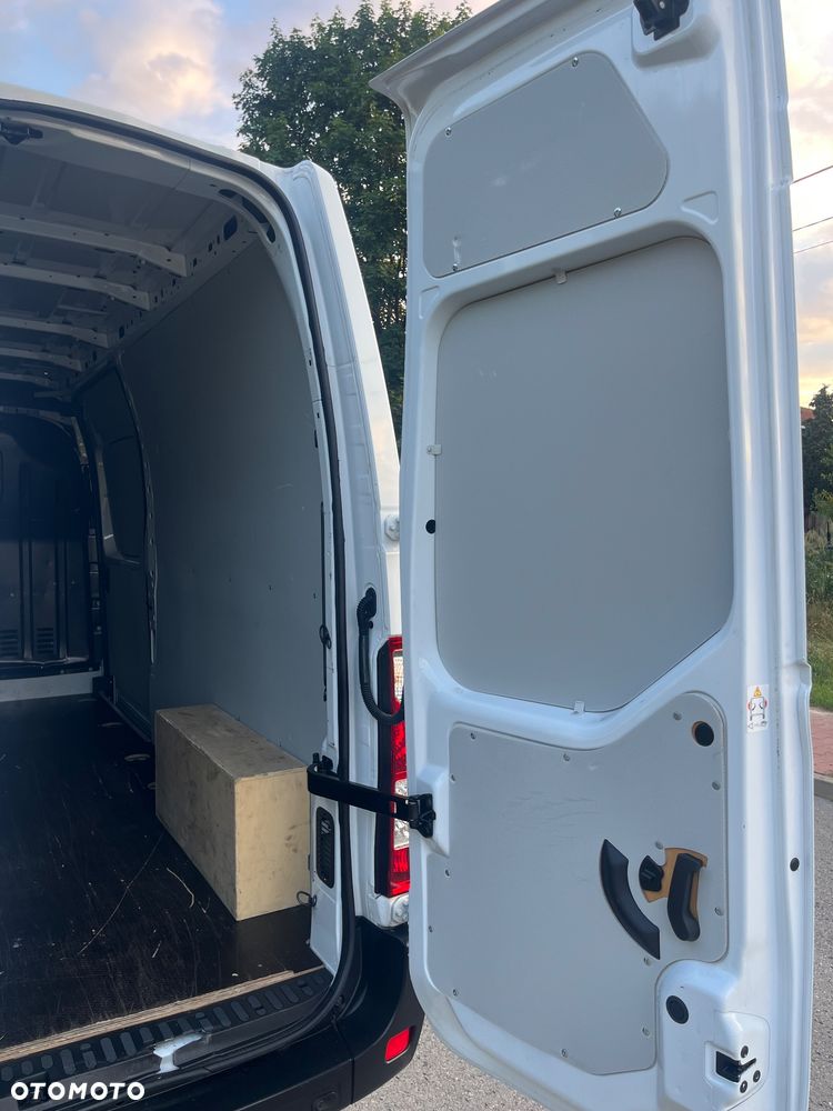 Renault Master - 15