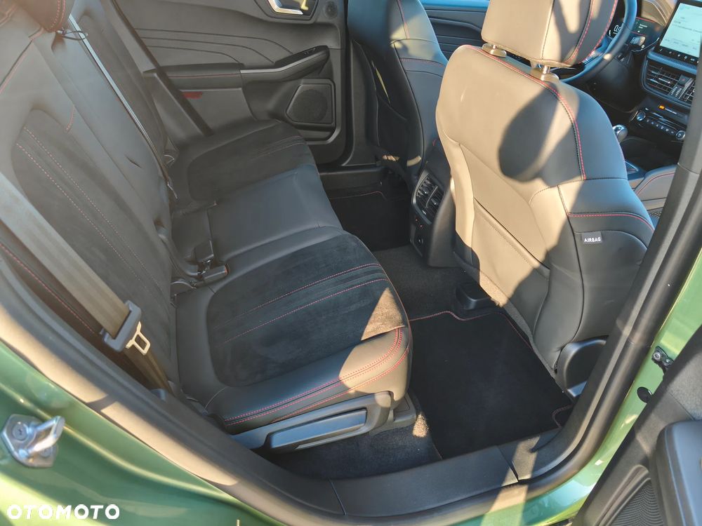 Ford Kuga 1.5 EcoBoost FWD ST-Line X - 19