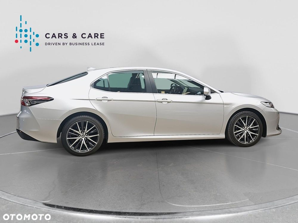 Toyota Camry 2.5 Hybrid Prestige CVT - 22