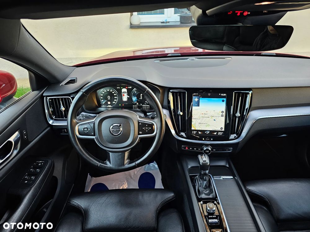 Volvo V60 D3 Geartronic Momentum Pro - 26