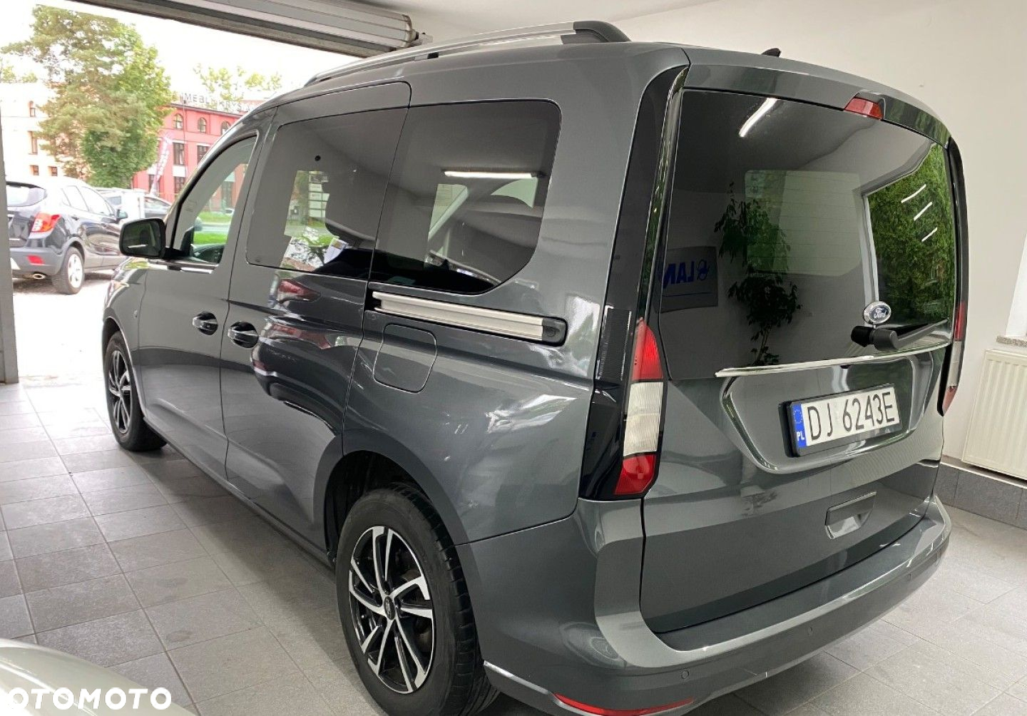 Ford Tourneo Connect - 3