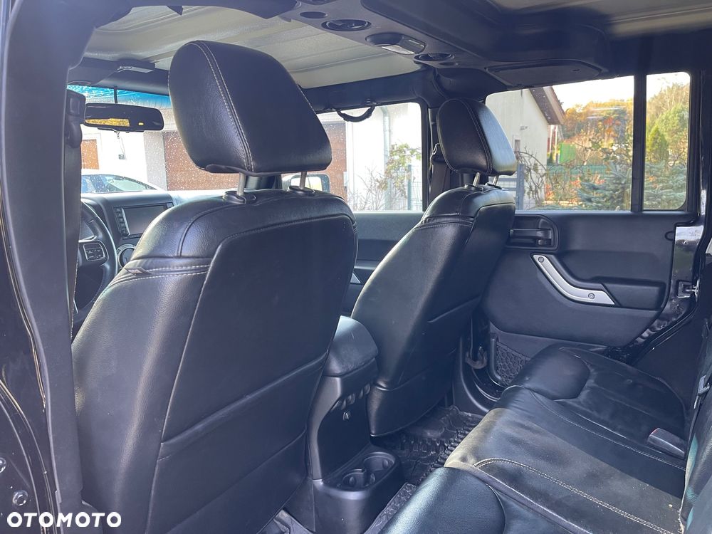 Jeep Wrangler 3.6 Unlim Sahara - 15