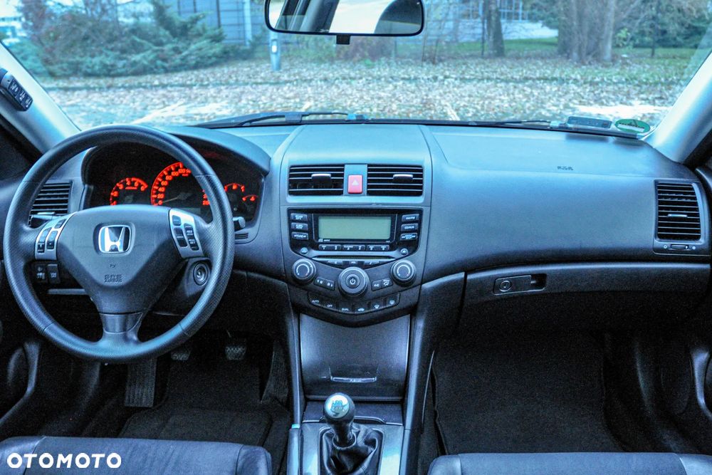 Honda Accord 2.2i-CDTi Executive - 10