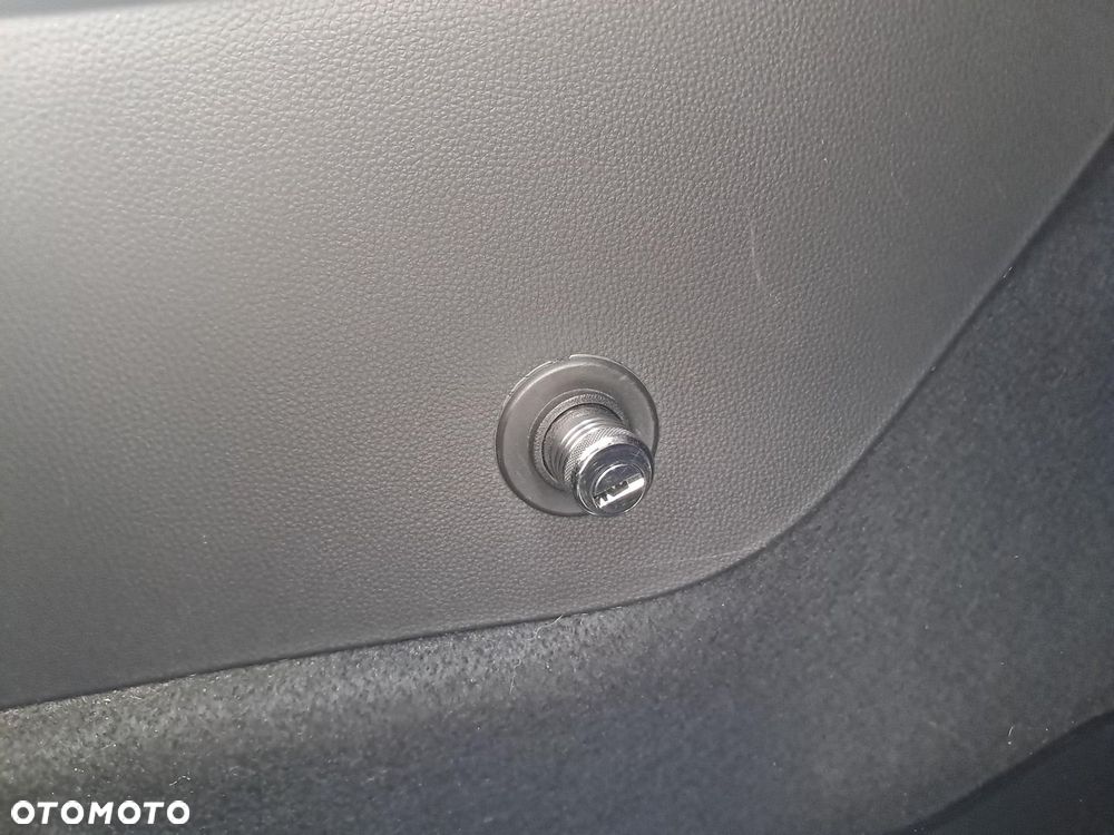 Toyota Yaris Hybrid 1.5 Comfort - 26