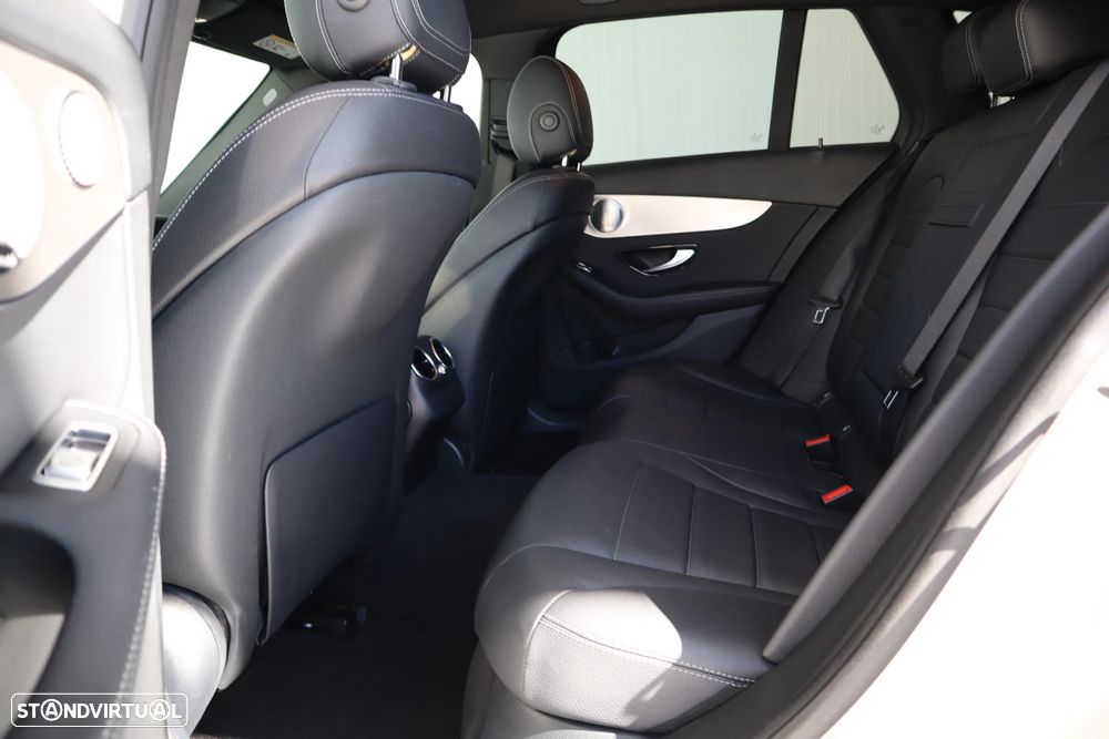 Mercedes-Benz C 300 de Avantgarde - 11