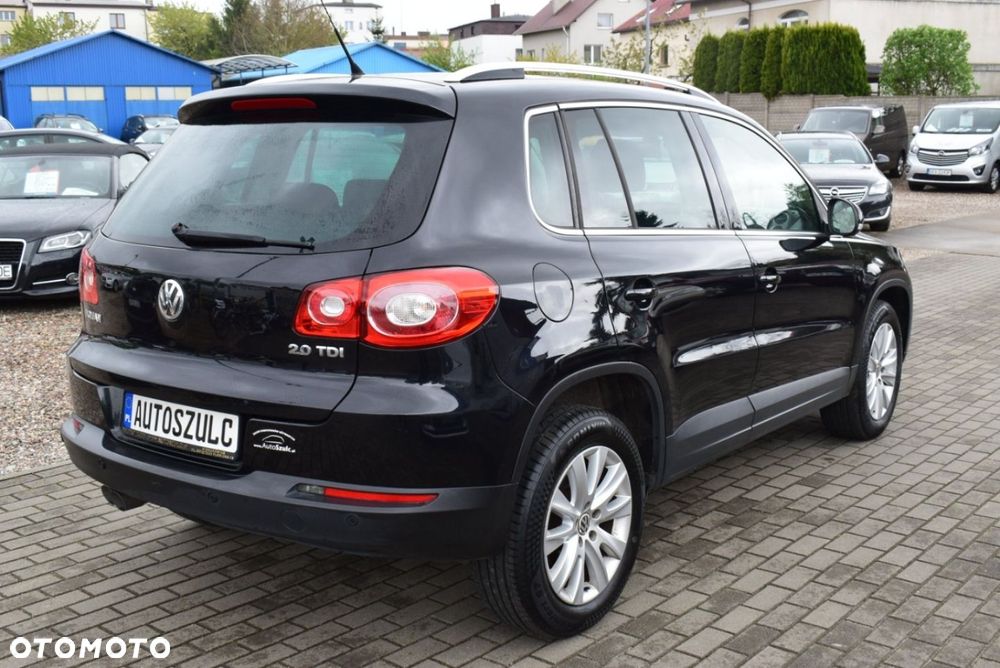 Volkswagen Tiguan - 9