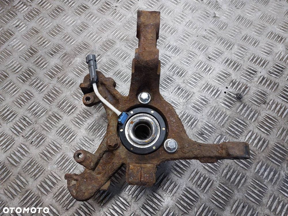 PIASTA ZWROTNICA PRAWY PRZÓD OPEL ASTRA G 1.7 CDTI - 2