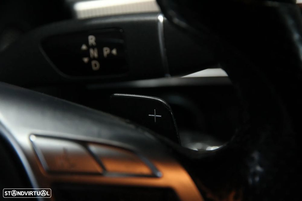 Mercedes-Benz E 250 BlueTEC Avantgarde Auto. - 19