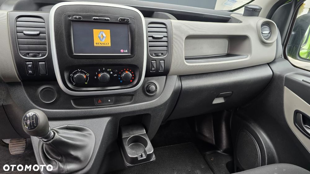 Renault TRAFIC - 16