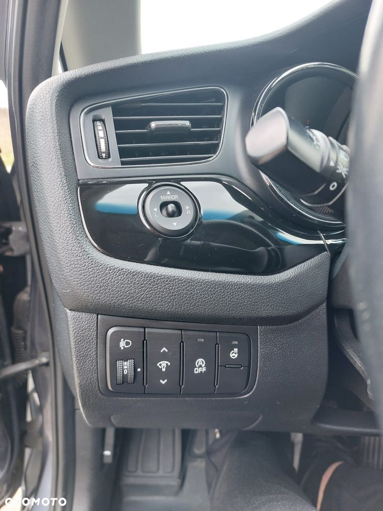 Kia Ceed 1.6 CRDi 128 Platinum Edition - 12