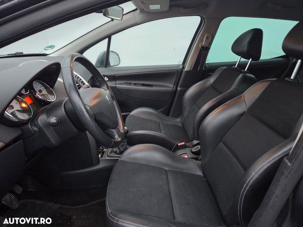 Peugeot 207 SW 120 VTi Outdoor - 7